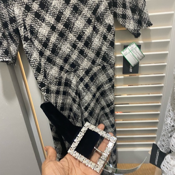 Meet your Posher, Miss Madison - Picture 4 of 7